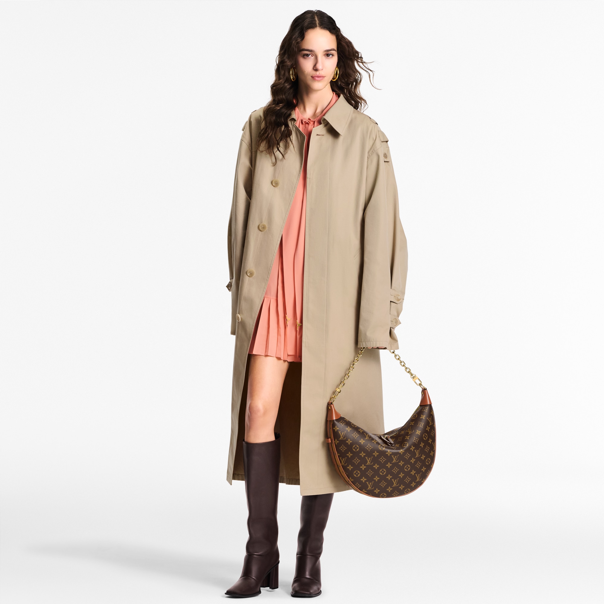กระเป๋ารุ่น Loop Hobo Monogram แคนวาส in ผู้หญิง