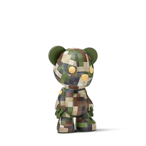 ตุ๊กตา Louis Collectible Damoflage Nylon in ทรังก์ การเดินทาง และ บ้าน's ไฮไลท์ แคมเปญ Art of Living collections by Louis Vuitton (การย่อ/ขยายผลิตภัณฑ์)