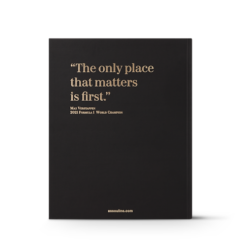 หนังสือ Louis Vuitton Trophy Trunks in ทรังก์ การเดินทาง และ บ้าน's หนังสือและเครื่องเขียน หนังสือปกแข็ง collections by Louis Vuitton (การย่อ/ขยายผลิตภัณฑ์)