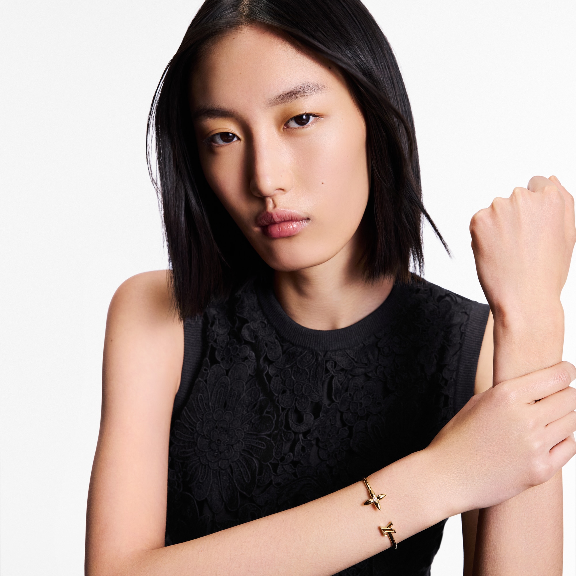 กำไลข้อมือ Louisette Signature . in ผู้หญิง