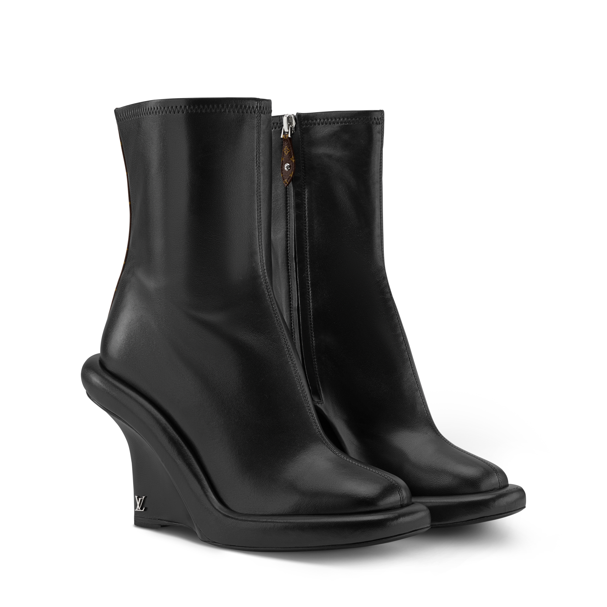 รองเท้าบู้ทหุ้มข้อรุ่น Lounge Wedge  in ผู้หญิง