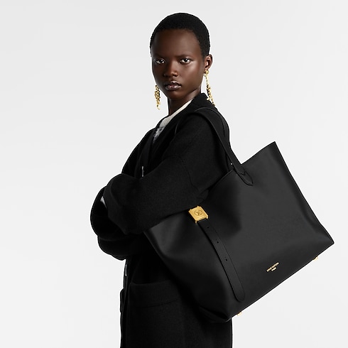 กระเป๋ารุ่น Low Key Cabas MM Low Key in ผู้หญิง's กระเป๋าถือ กระเป๋าถือสำหรับผู้หญิง collections by Louis Vuitton (การย่อ/ขยายผลิตภัณฑ์)