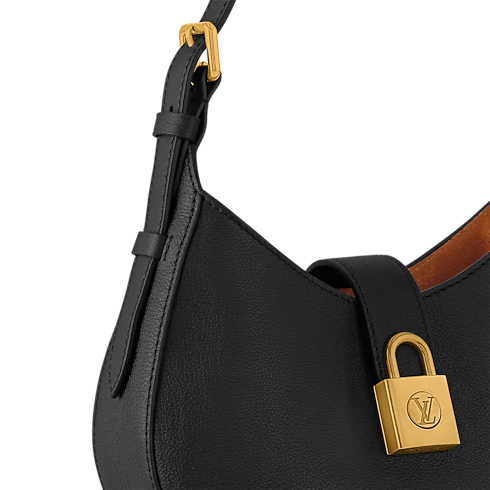 กระเป๋ารุ่น Low Key Shoulder Bag Low Key in ผู้หญิง's กระเป๋าถือ กระเป๋าถือสำหรับผู้หญิง collections by Louis Vuitton (การย่อ/ขยายผลิตภัณฑ์)
