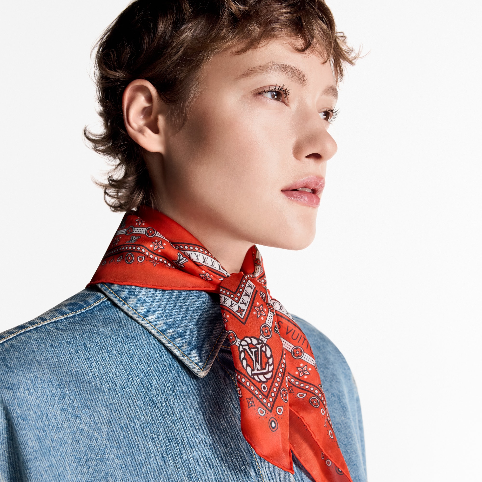 ผ้า Square รุ่น LV Bandana 55 . in ผู้หญิง