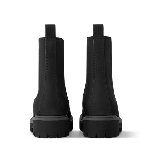 รองเท้าบู้ทเชลซีรุ่น LV Boot in ผู้ชาย's รองเท้า รองเท้าหุ้มข้อและรองเท้าบู้ทสำหรับผู้ชาย collections by Louis Vuitton (การย่อ/ขยายผลิตภัณฑ์)