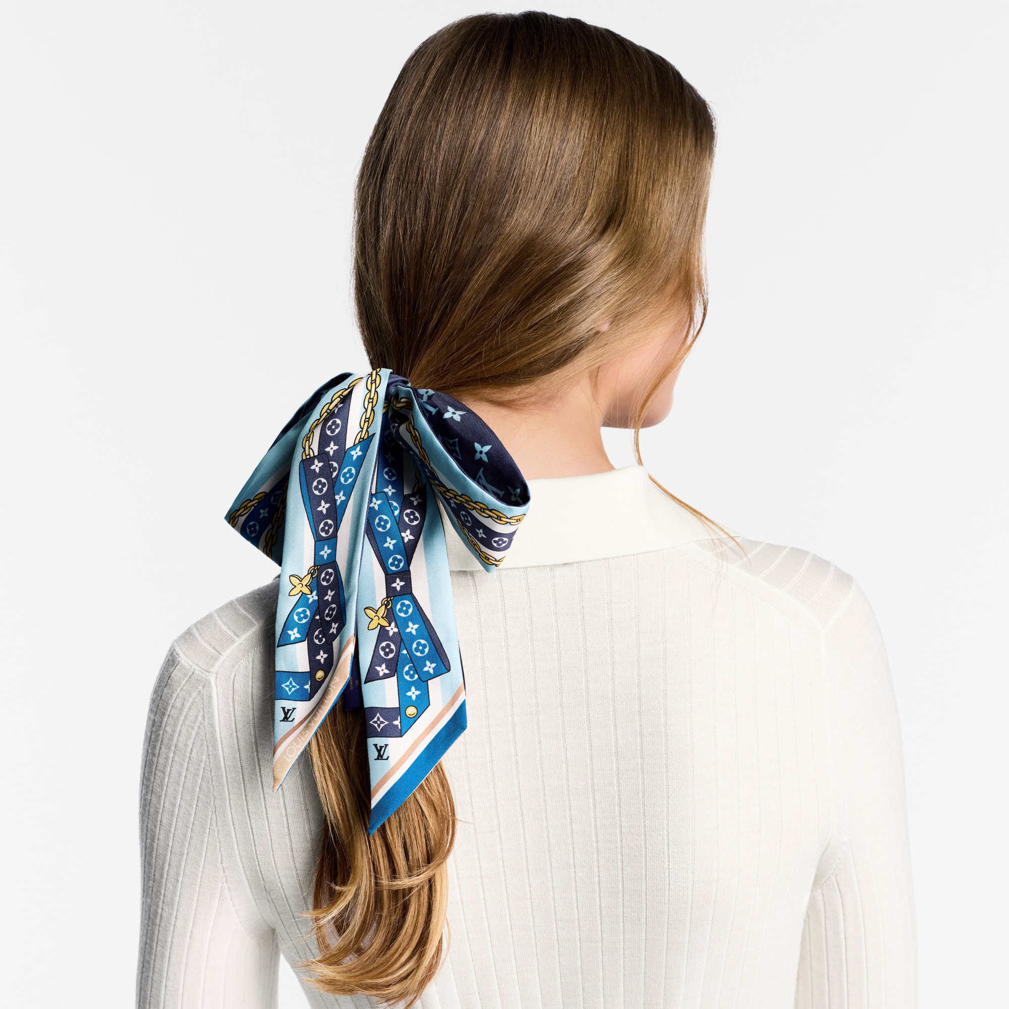 ผ้า  BB Bandeau รุ่น LV Bow . in ผู้หญิง