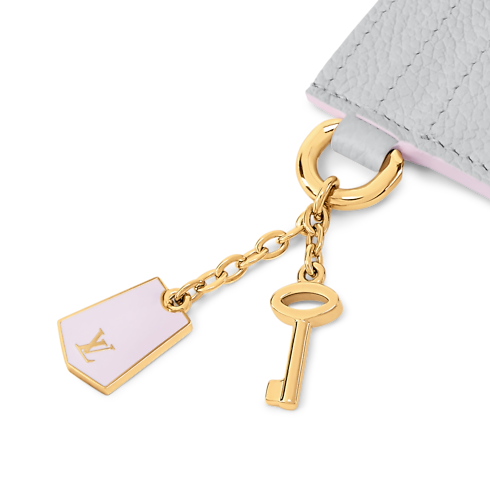 กระเป๋าใส่บัตรรุ่น LV Charms Monogram Empreinte in ผู้หญิง's กระเป๋าสตางค์และผลิตภัณฑ์เครื่องหนังขนาดเล็ก กระเป๋าใส่บัตรและพวงกุญแจสำหรับผู้หญิง collections by Louis Vuitton (การย่อ/ขยายผลิตภัณฑ์)