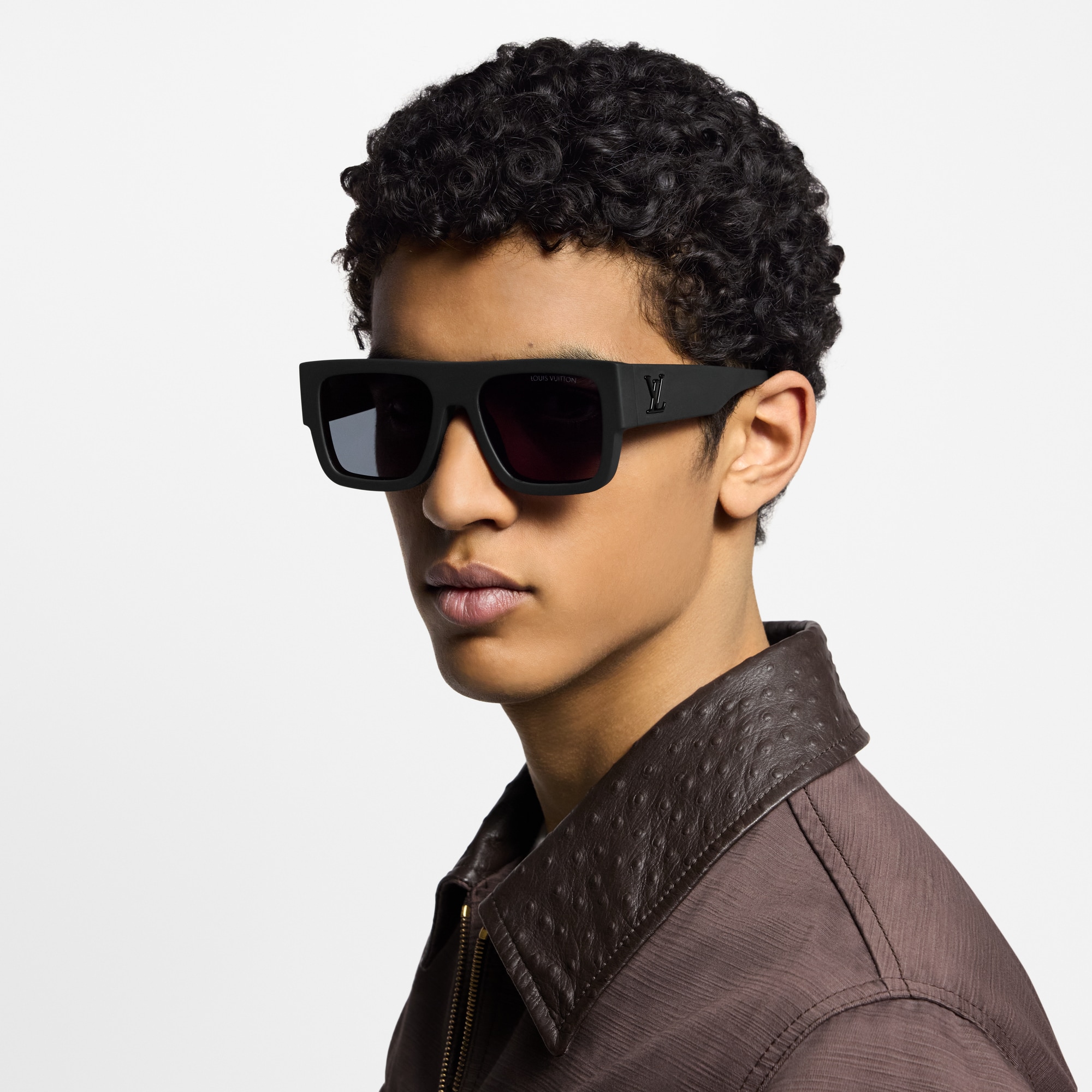 แว่นตากันแดดกรอบสี่เหลี่ยมขนาดใหญ่รุ่น LV Clash . in ผู้ชาย