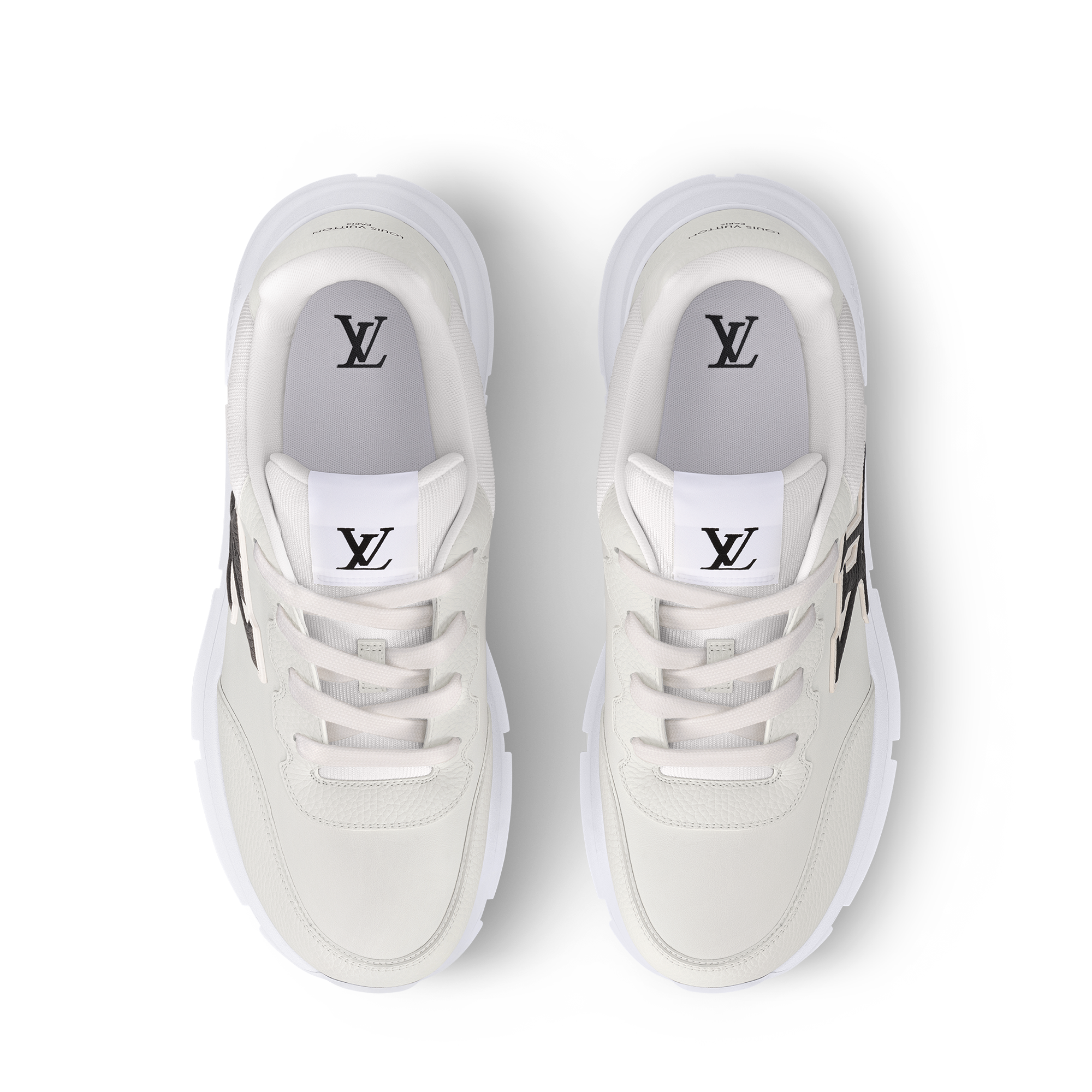 รองเท้าผ้าใบรุ่น LV Classic  in ผู้ชาย