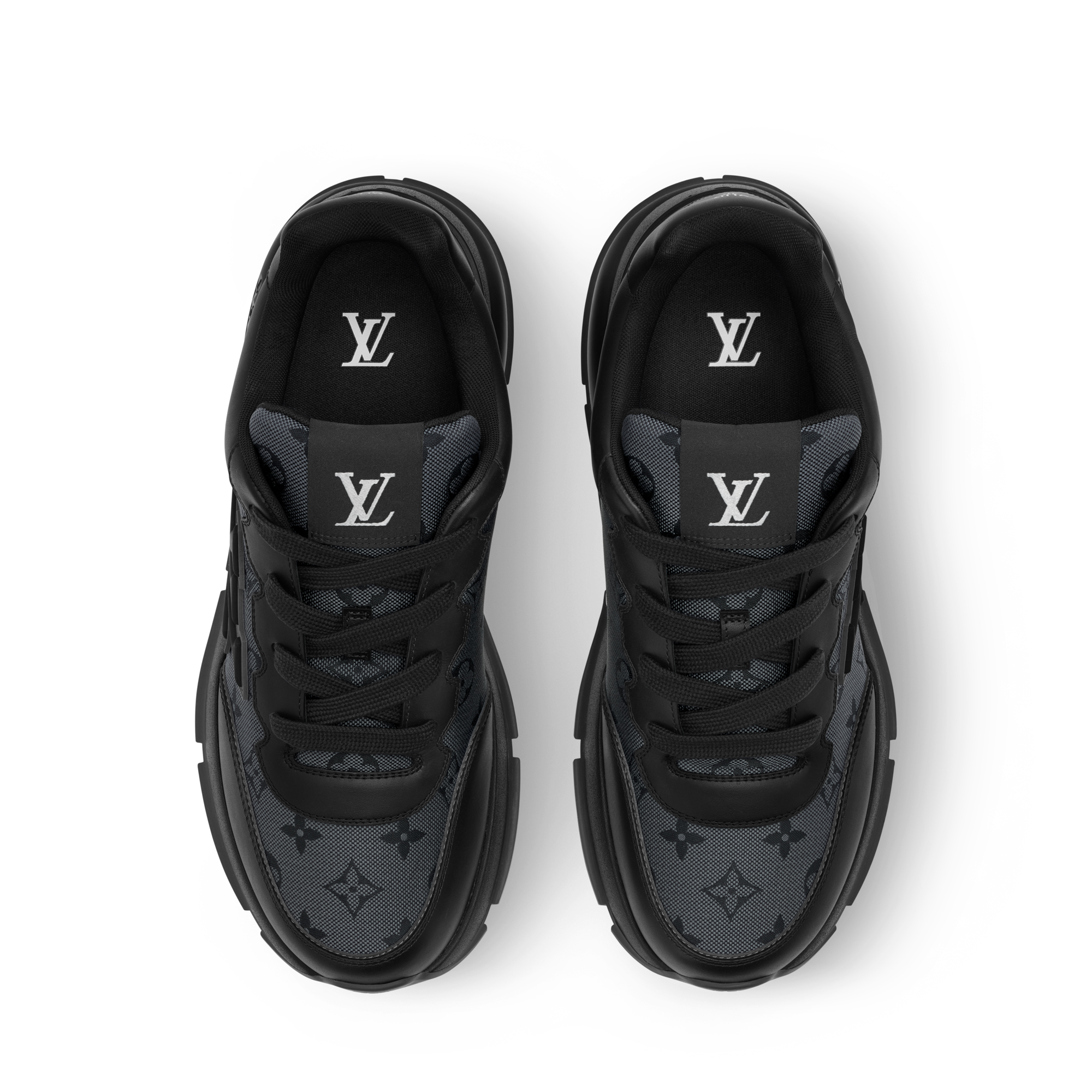 รองเท้าผ้าใบรุ่น LV Classic  in ผู้ชาย