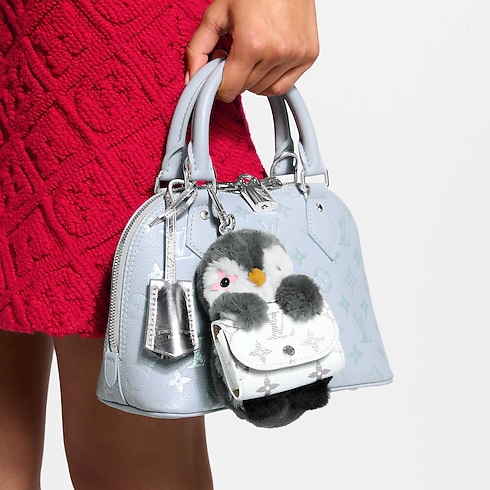ชาร์มห้อยกระเป๋า LV Cute Penguin . in ผู้หญิง's แอคเซสเซอรี่ พวงกุญแจสำหรับผู้หญิง collections by Louis Vuitton (การย่อ/ขยายผลิตภัณฑ์)