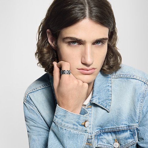 แหวน LV Damier . in ผู้ชาย's แฟชั่นจิวเวลรี่ แหวน collections by Louis Vuitton (การย่อ/ขยายผลิตภัณฑ์)