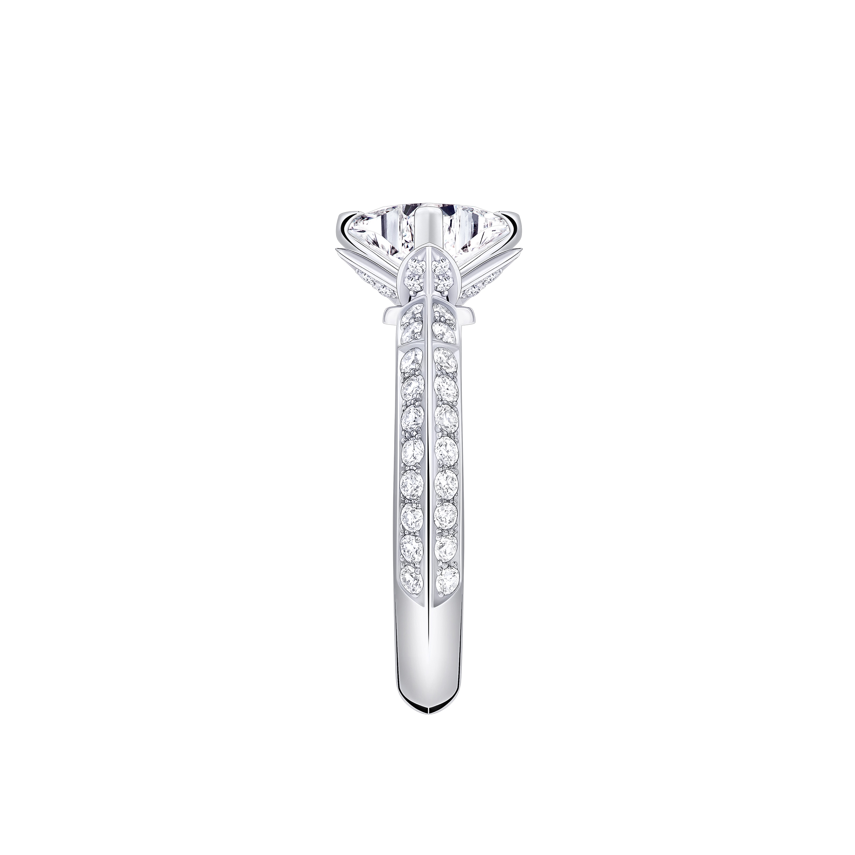 แหวน LV Diamonds Pavé Solitaire เพชรเจียระไนรูป LV Monogram Star  in จิวเวลรี่