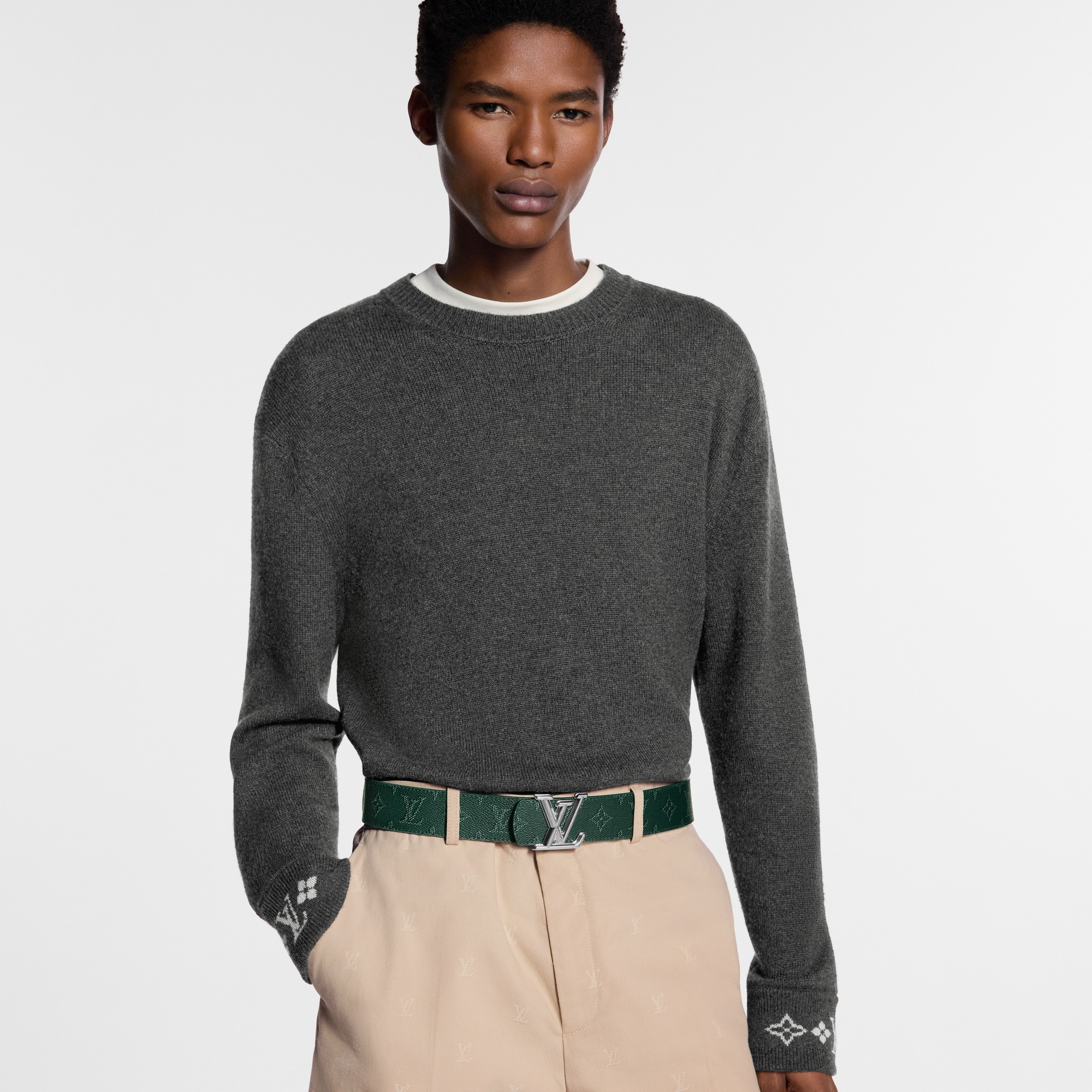 เข็มขัดรุ่น LV Dimension ขนาด 40 มม. ใส่ได้ทั้งสองด้าน  in ผู้ชาย