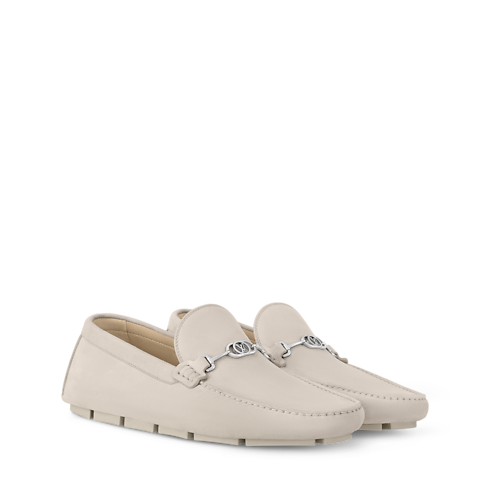 รองเท้ามอคคาซินรุ่น LV Driver in ผู้ชาย's รองเท้า รองเท้าโลฟเฟอร์ และ มอคคาซินสำหรับผู้ชาย collections by Louis Vuitton (การย่อ/ขยายผลิตภัณฑ์)