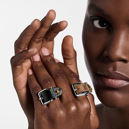 เซ็ตแหวน LV Emblem . in ผู้หญิง's แฟชั่นจิวเวลรี่ แหวนสำหรับผู้หญิง collections by Louis Vuitton (การย่อ/ขยายผลิตภัณฑ์)