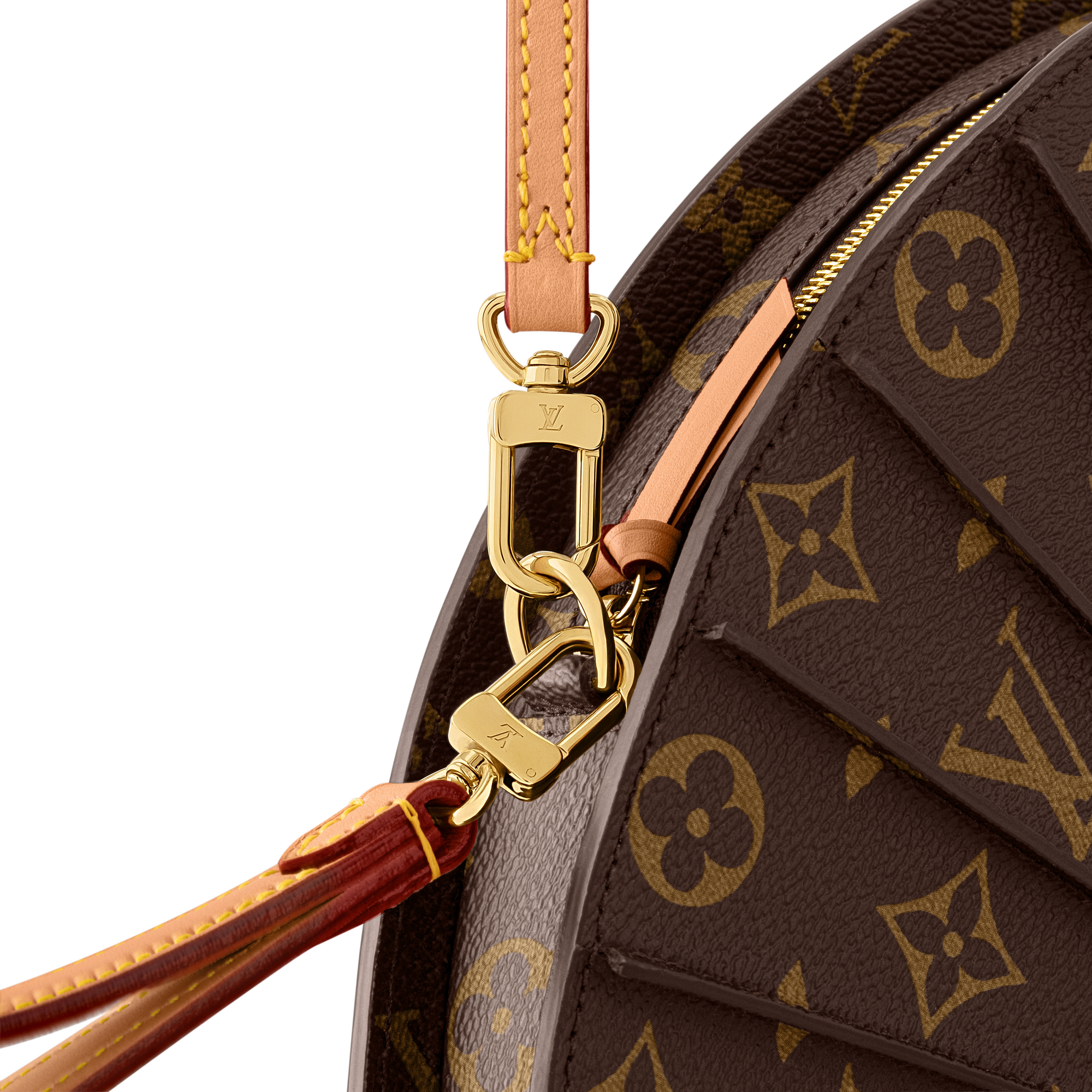 กระเป๋ารุ่น LV Fan Monogram in ผู้หญิง