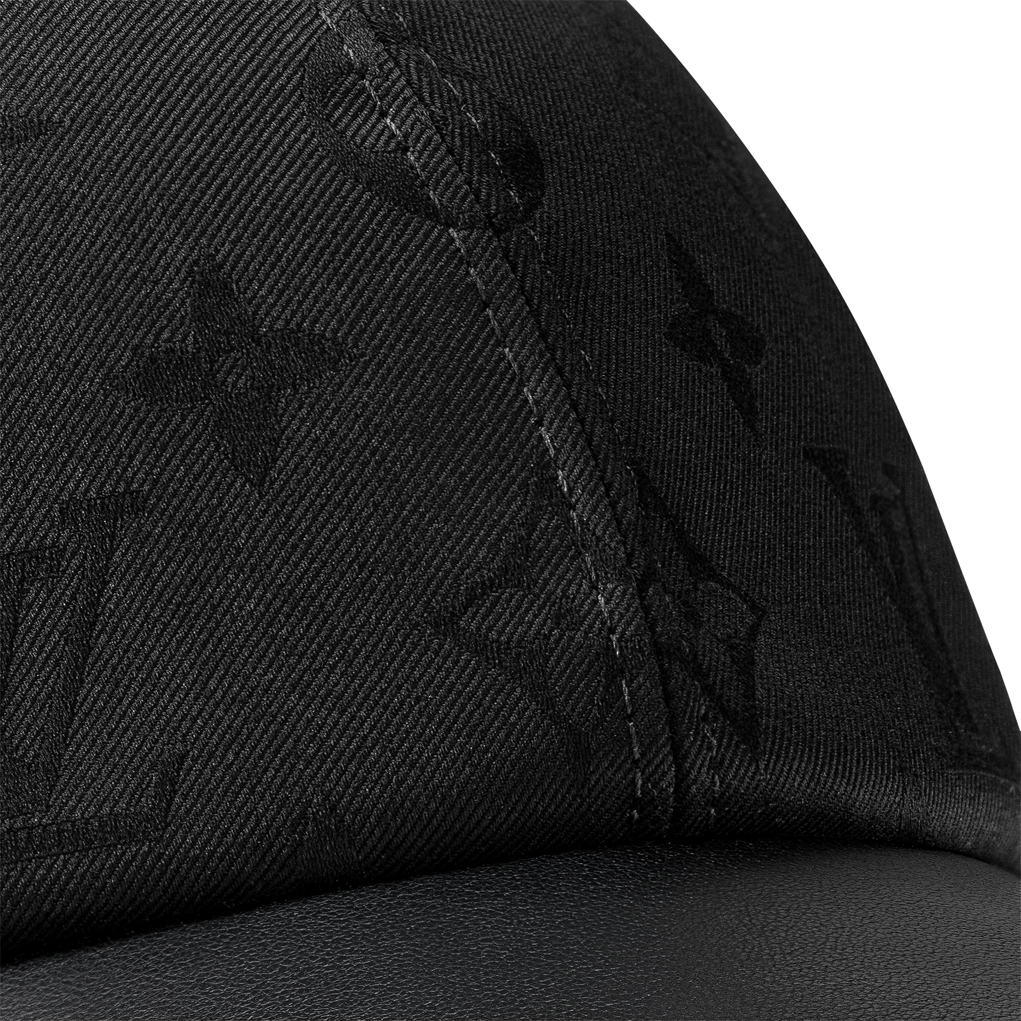 หมวกแก๊ปรุ่น LV First . in ผู้หญิง