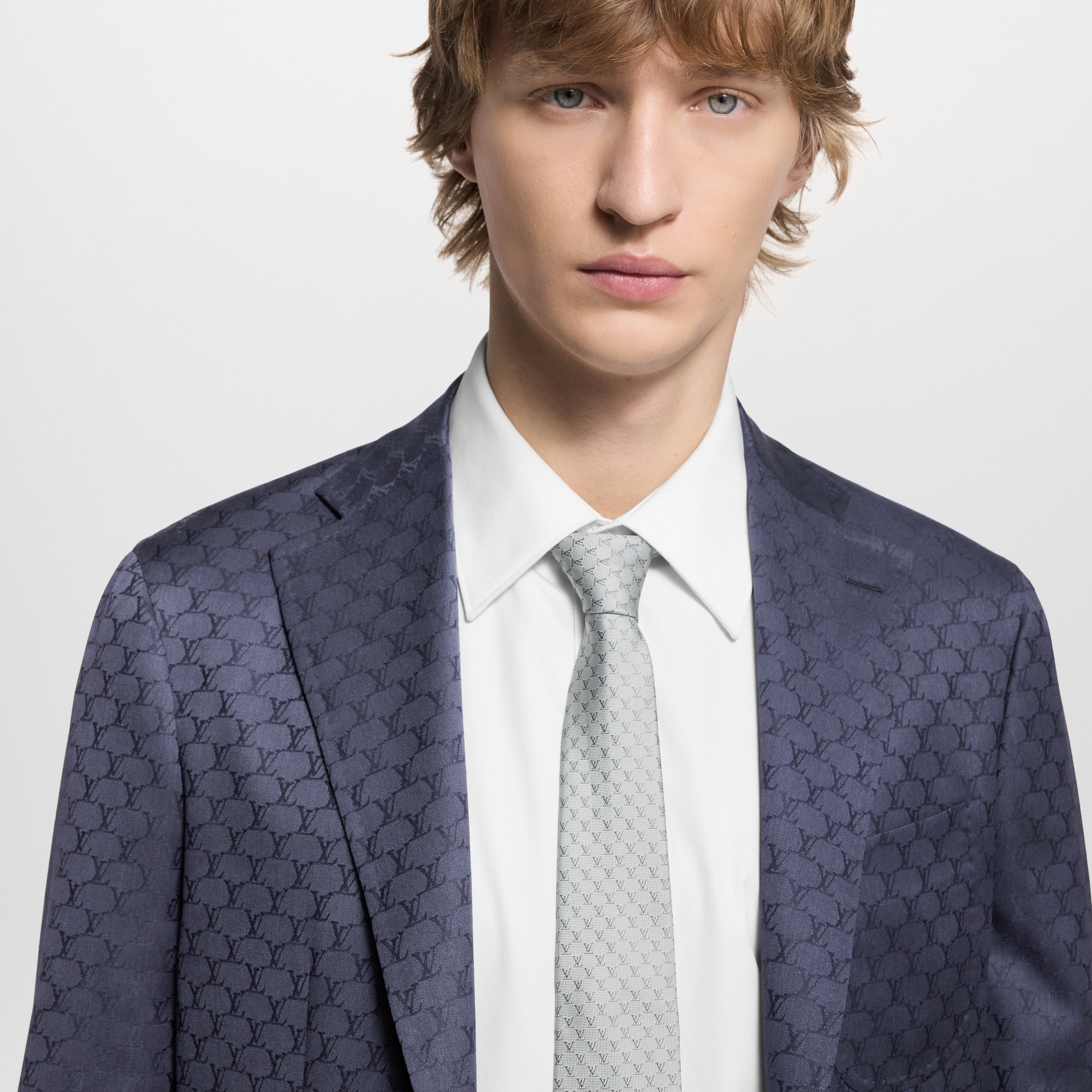 เนคไทรุ่น LV Fishnet . in ผู้ชาย