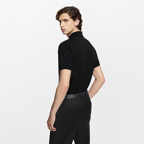 เสื้อโปโลผ้าปีเก้ลาย LV Flower in ผู้ชาย's เสื้อผ้า เสื้อยืด และ เสื้อโปโลสำหรับผู้ชาย collections by Louis Vuitton (การย่อ/ขยายผลิตภัณฑ์)