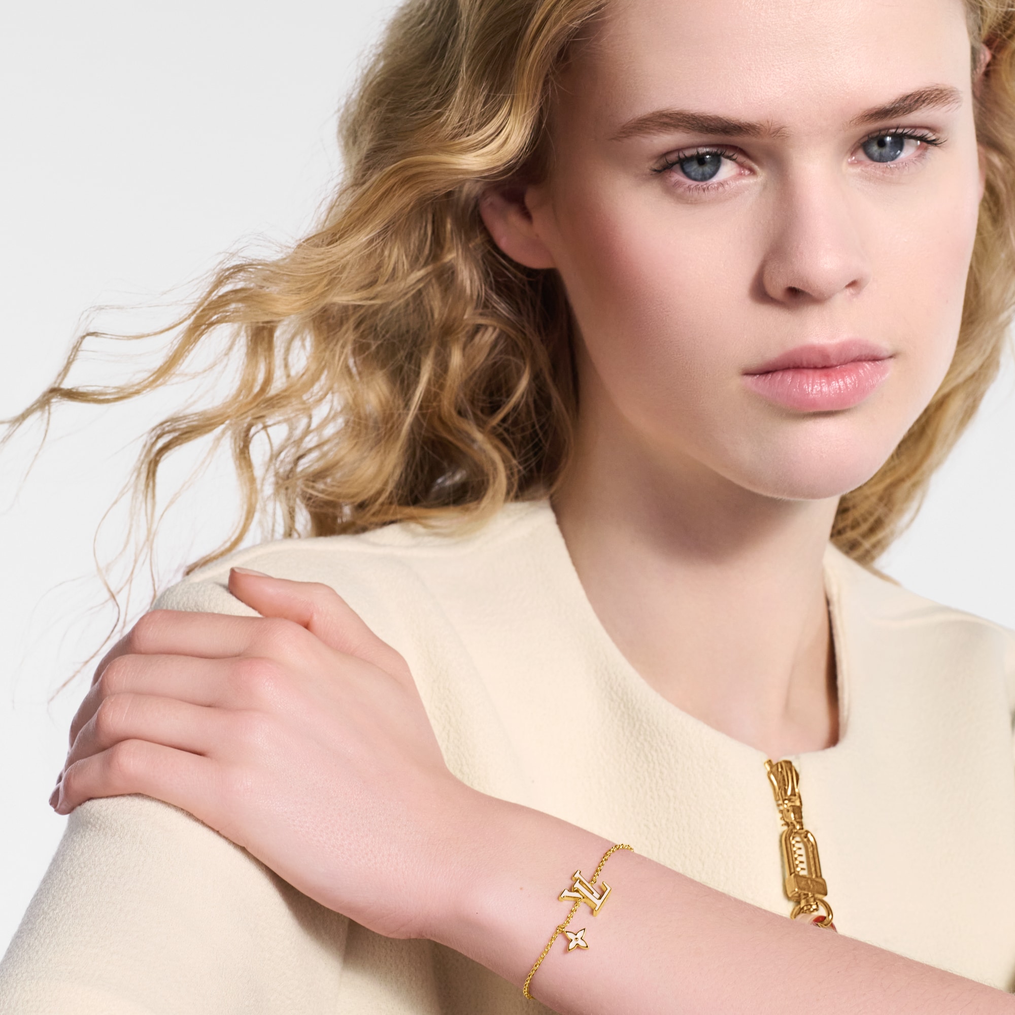 สร้อยข้อมือ LV Iconic Enamel . in ผู้หญิง