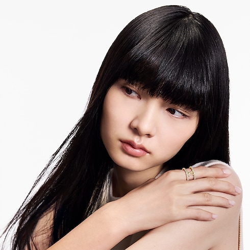 แหวน LV Iconic . in ผู้หญิง's แฟชั่นจิวเวลรี่ เครื่องประดับสำหรับผู้หญิง collections by Louis Vuitton (การย่อ/ขยายผลิตภัณฑ์)