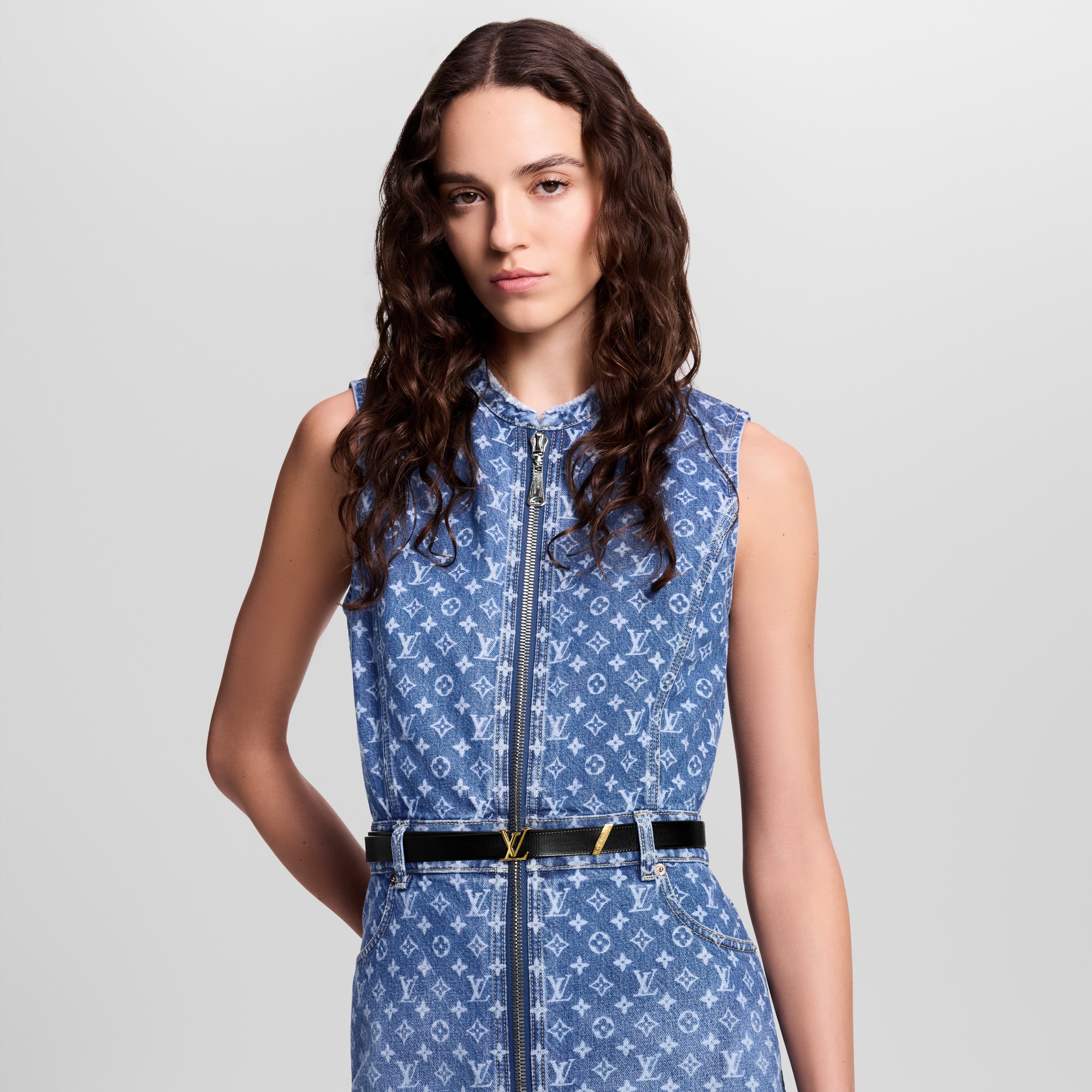 เข็มขัดรุ่น LV Initiales ขนาด 20 มม. หนังประเภทอื่น in ผู้หญิง