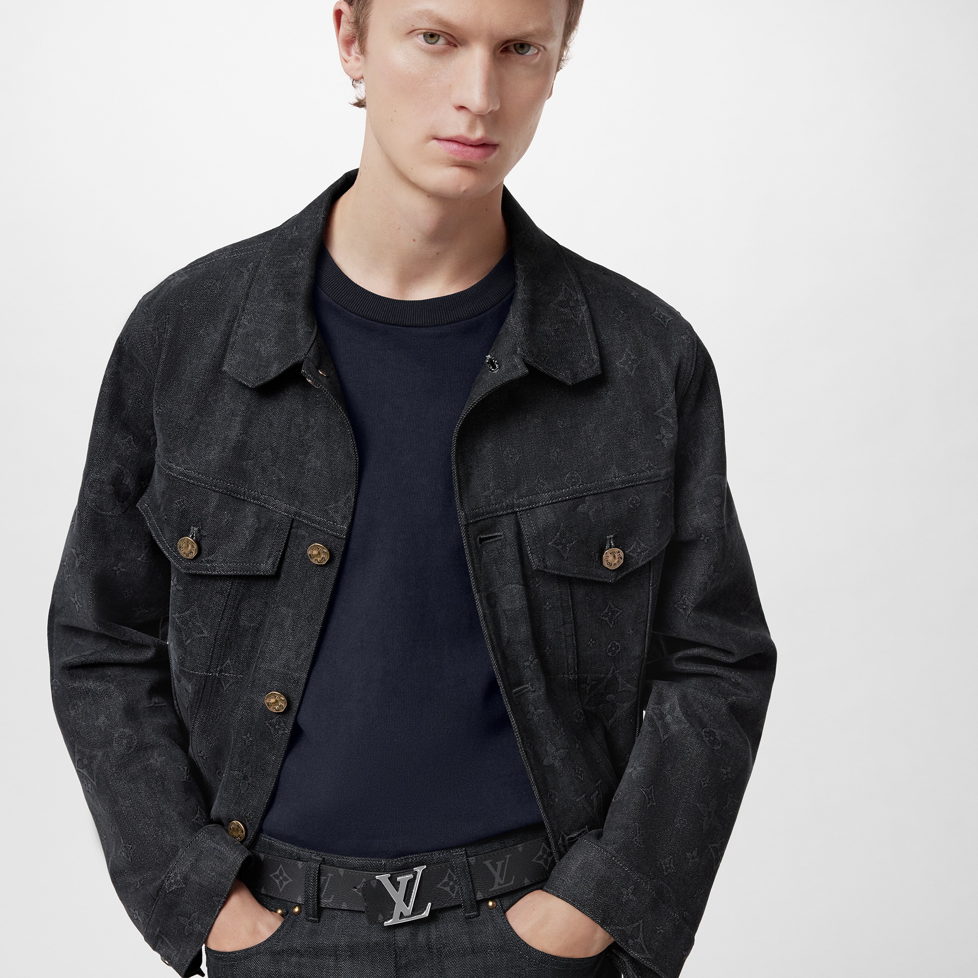 เข็มขัดรุ่น LV Initiales ขนาด 35 มม. ใส่ได้ทั้งสองด้าน Monogram Eclipse in ผู้ชาย