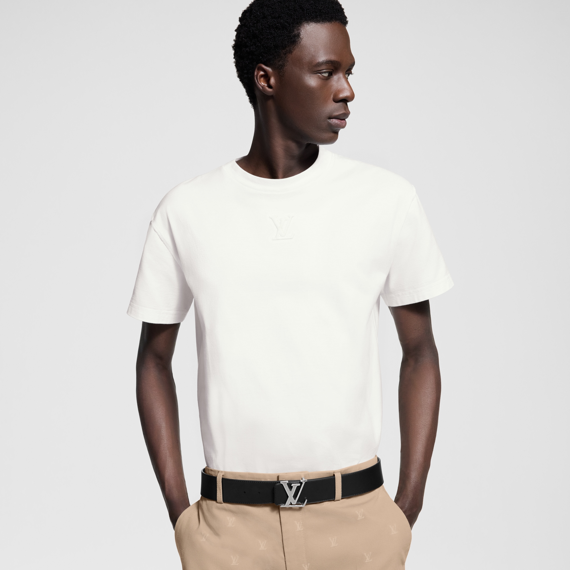 เข็มขัดรุ่น LV Initiales ขนาด 40 มม. ใส่ได้ทั้งสองด้าน Monogram Macassar in ผู้ชาย