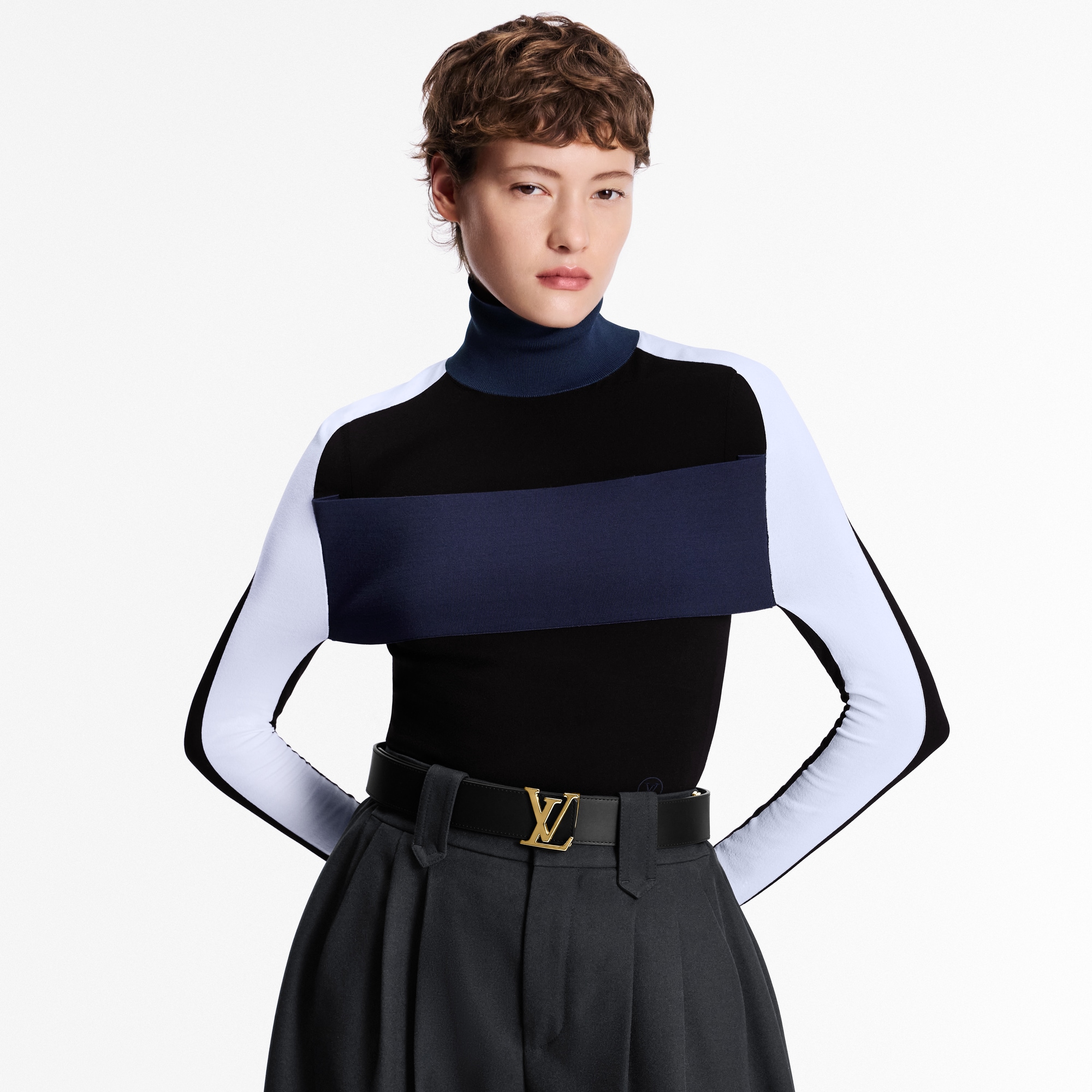 เข็มขัดรุ่น LV Initiales ขนาด 40 มม. ใส่ได้ทั้งสองด้าน Monogram in ผู้หญิง