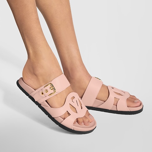 รองเท้าสวมเปิดส้นรุ่น LV Isola Comfort in ผู้หญิง's รองเท้า รองเท้าสวมเปิดส้น collections by Louis Vuitton (การย่อ/ขยายผลิตภัณฑ์)