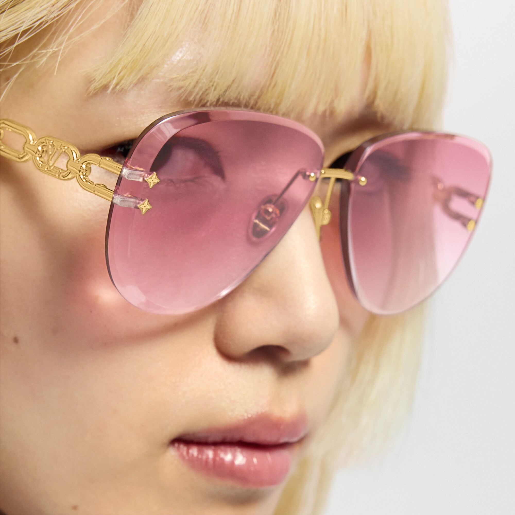 แว่นตากันแดดทรงนักบินรุ่น LV Jewel . in ผู้หญิง