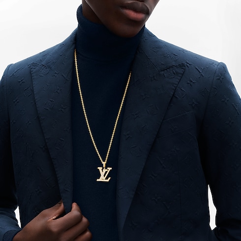 จี้ LV ขนาดใหญ่ เยลโลว์โกลด์และเพชร in จิวเวลรี่'s หมวดหมู่ สร้อยคอและจี้ collections by Louis Vuitton (การย่อ/ขยายผลิตภัณฑ์)