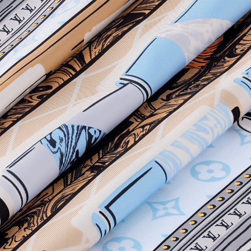 ผ้า Square รุ่น LV Library 70 . in ผู้หญิง's แอคเซสเซอรี่ ผ้าโพกหัวสำหรับผู้หญิง collections by Louis Vuitton (การย่อ/ขยายผลิตภัณฑ์)