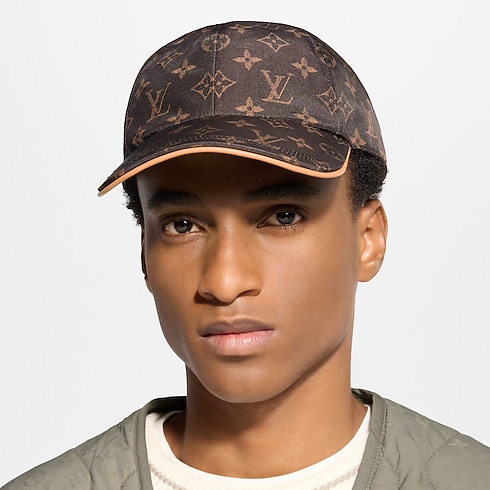 LV Light Cap . in ผู้ชาย's แอคเซสเซอรี่ หมวก หมวกบีนนี่ และถุงมือ collections by Louis Vuitton (การย่อ/ขยายผลิตภัณฑ์)