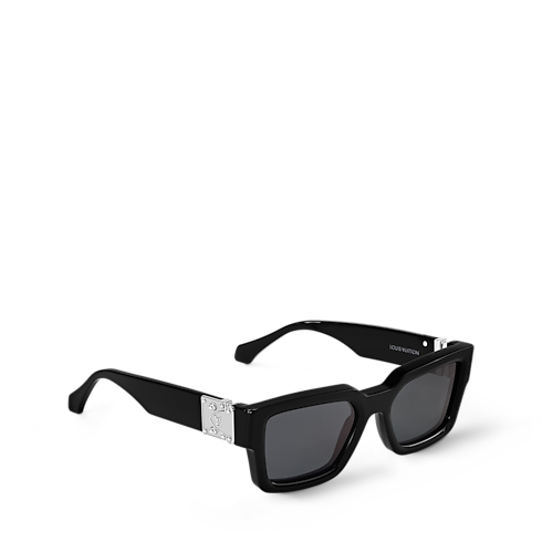 เข็มขัดรุ่น LV INITIALES ขนาด 40 มม. ใส่ได้ทั้งสองด้าน Monogram Eclipse in ผู้ชาย's แอคเซสเซอรี่ เข็มขัดสำหรับผู้ชาย collections by Louis Vuitton