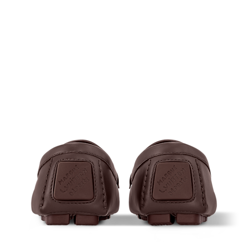 รองเท้ามอคคาซินรุ่น LV Monza in ผู้ชาย's รองเท้า รองเท้าโลฟเฟอร์ และ มอคคาซินสำหรับผู้ชาย collections by Louis Vuitton (การย่อ/ขยายผลิตภัณฑ์)