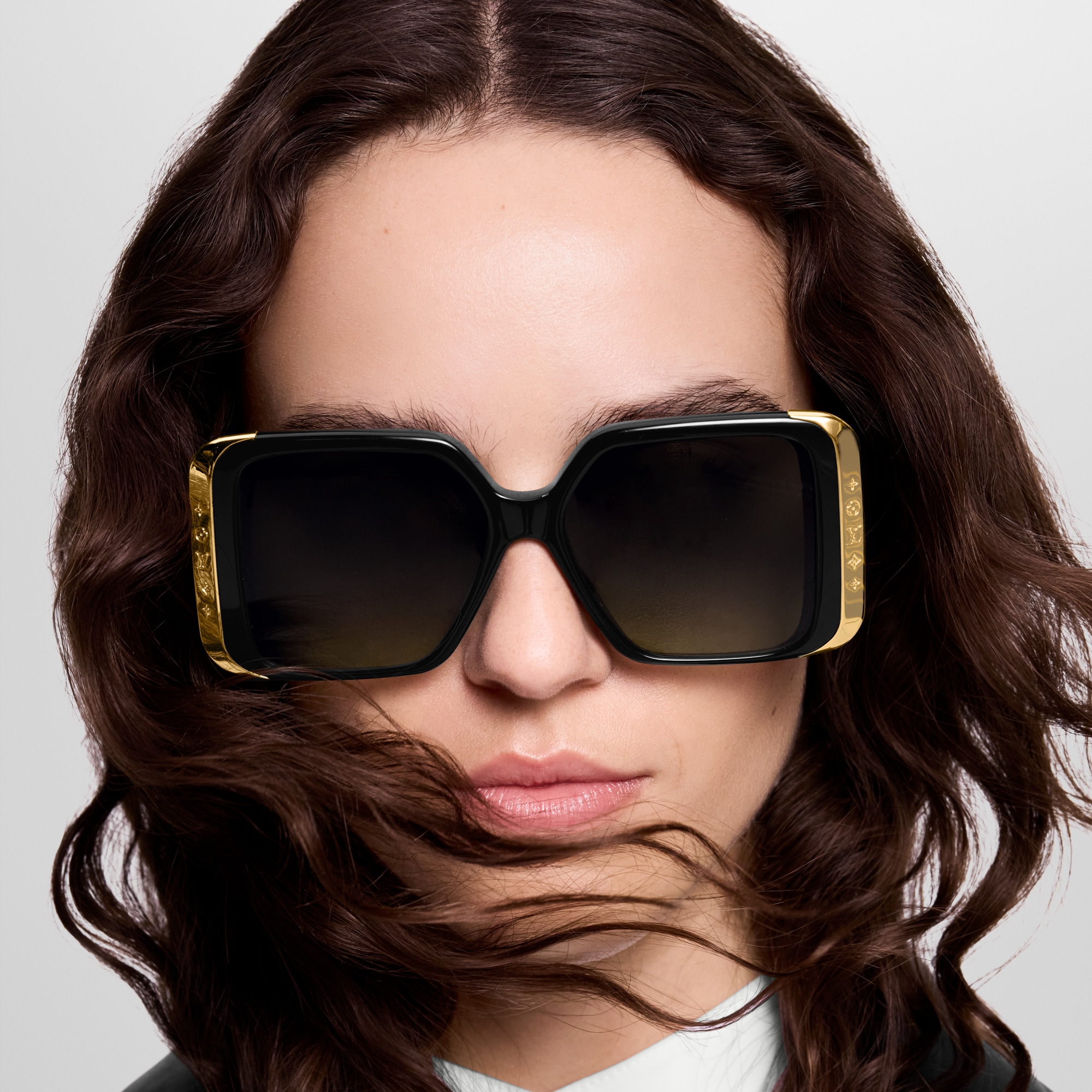 แว่นตากันแดดทรงสี่เหลี่ยมรุ่น LV Moon . in ผู้หญิง