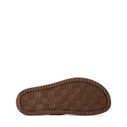 รองเท้าสวมเปิดส้นรุ่น LV Oasis in ผู้ชาย's รองเท้า รองเท้าแตะสำหรับผู้ชาย collections by Louis Vuitton (การย่อ/ขยายผลิตภัณฑ์)