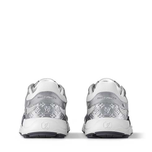 รองเท้าผ้าใบรุ่น LV Olympia in ผู้หญิง's รองเท้า รองเท้าสำหรับผู้หญิง collections by Louis Vuitton (การย่อ/ขยายผลิตภัณฑ์)