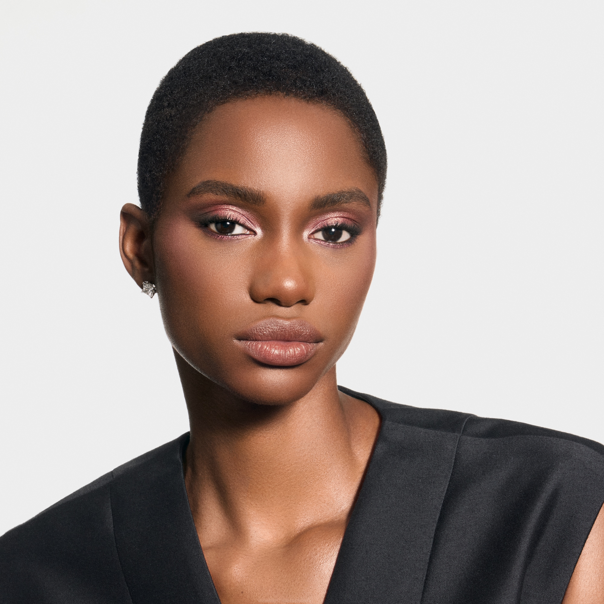 LV Ombres - พาเลตต์อายแชโดว์  in น้ำหอมและความงาม