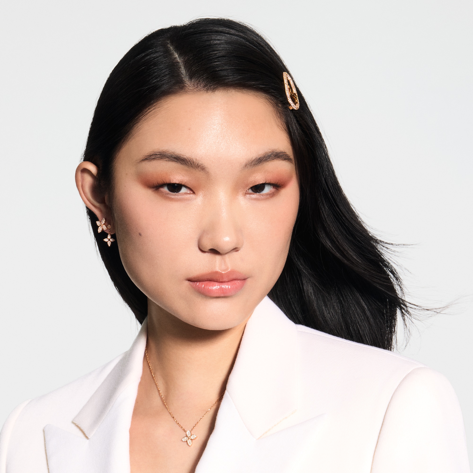 LV Ombres - พาเลตต์อายแชโดว์  in น้ำหอมและความงาม