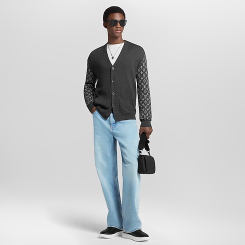 รองเท้าโลฟเฟอร์รุ่น LV Pacific in ผู้ชาย's รองเท้า รองเท้าโลฟเฟอร์ และ มอคคาซินสำหรับผู้ชาย collections by Louis Vuitton (การย่อ/ขยายผลิตภัณฑ์)