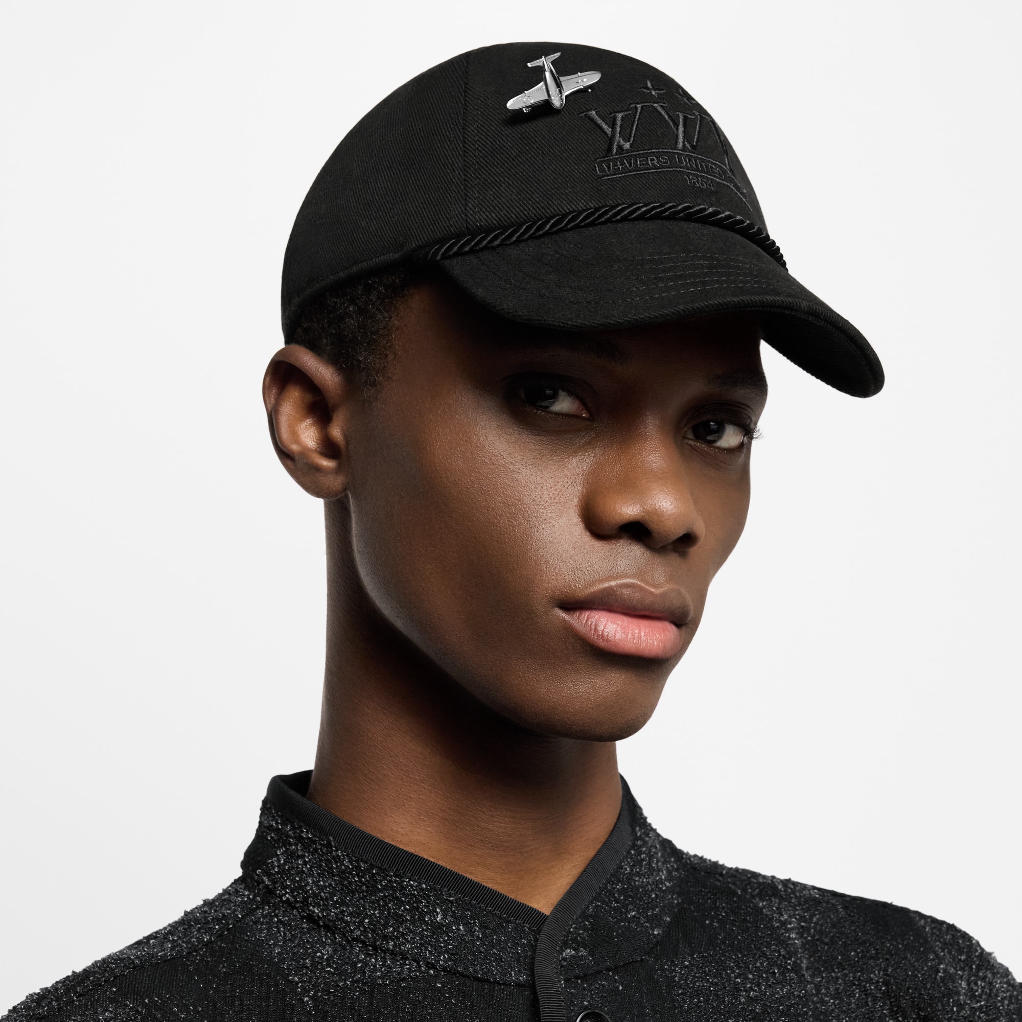 หมวกแก๊ปรุ่น LV Plane . in ผู้ชาย