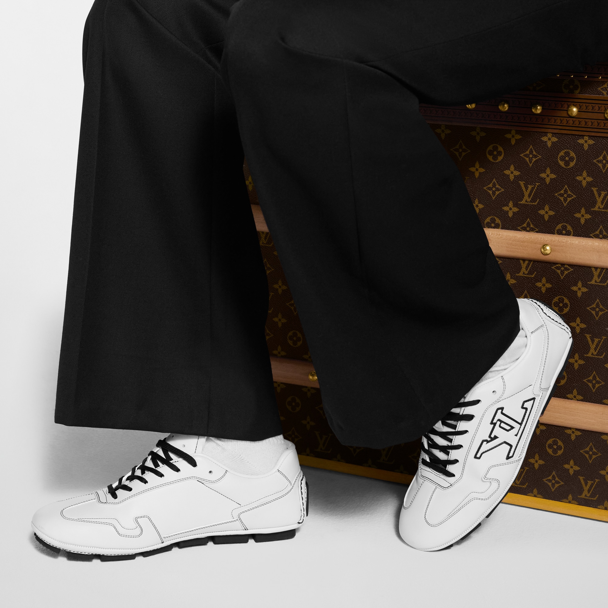 รองเท้าผ้าใบรุ่น LV Rally  in ผู้ชาย