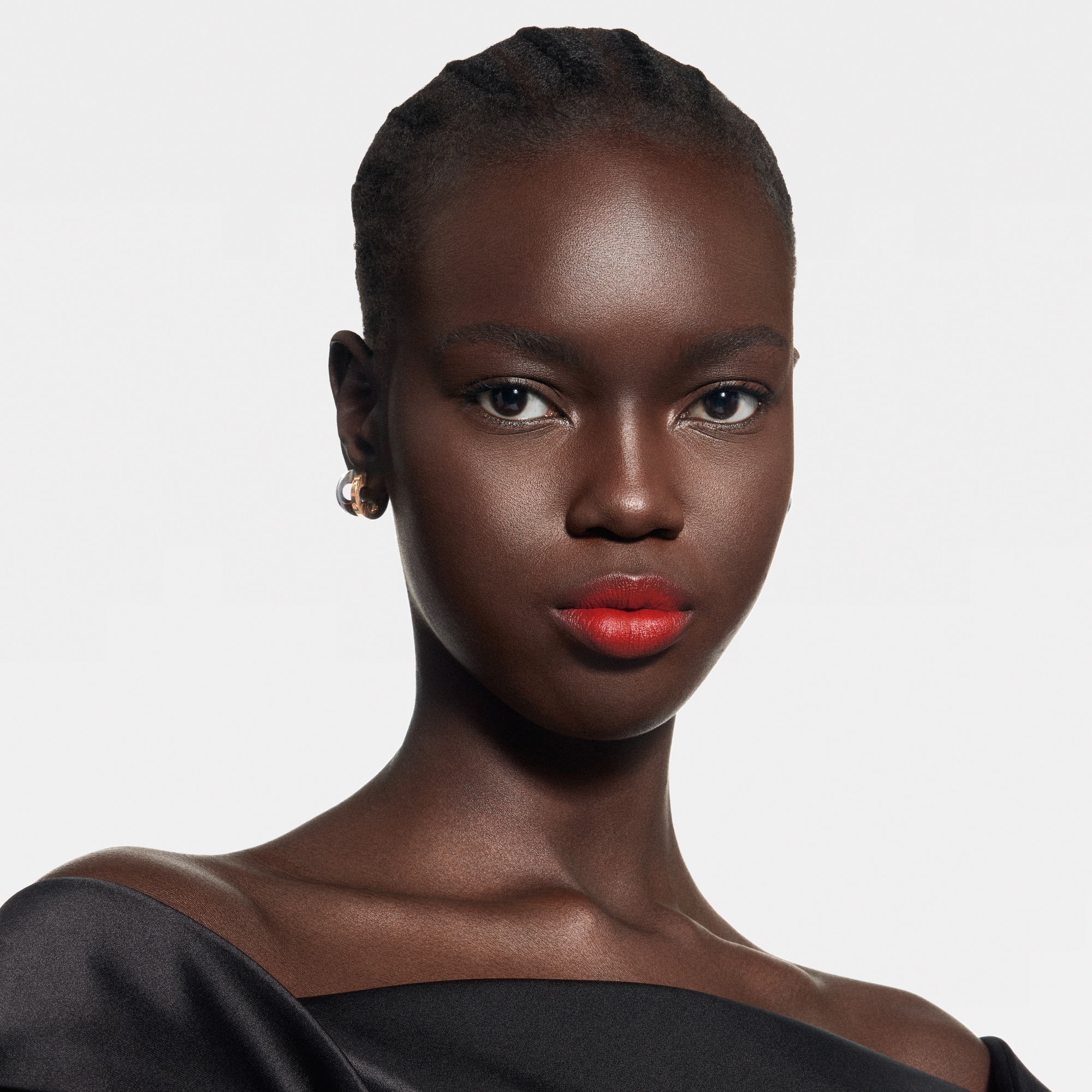 LV Rouge - ลิปสติกเนื้อแมตต์   in น้ำหอมและความงาม