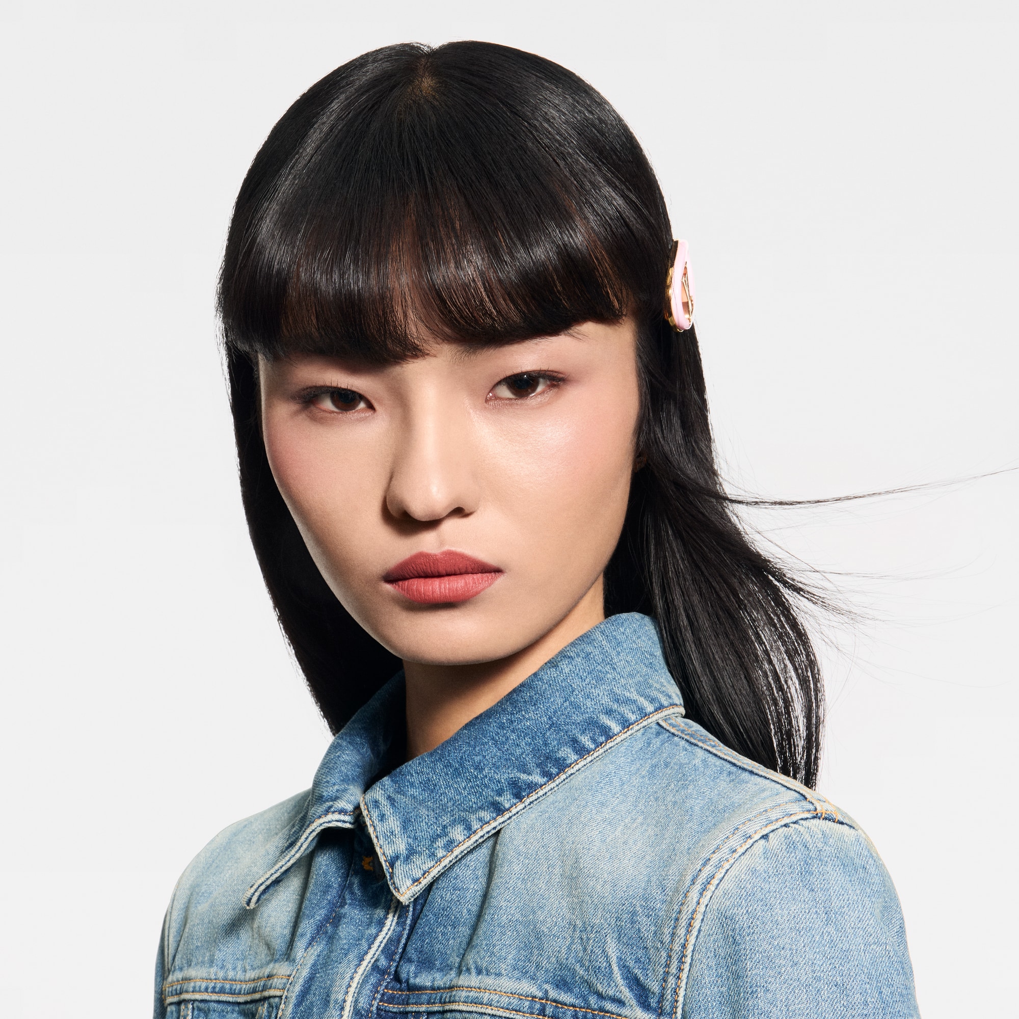 LV Rouge - ลิปสติกรีฟิลเนื้อแมตต์   in น้ำหอมและความงาม