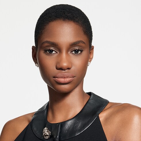 LV Rouge - รีฟิลลิปสติกเนื้อแมตต์ in น้ำหอมและความงาม's ลิปสติก } collections by Louis Vuitton (การย่อ/ขยายผลิตภัณฑ์)