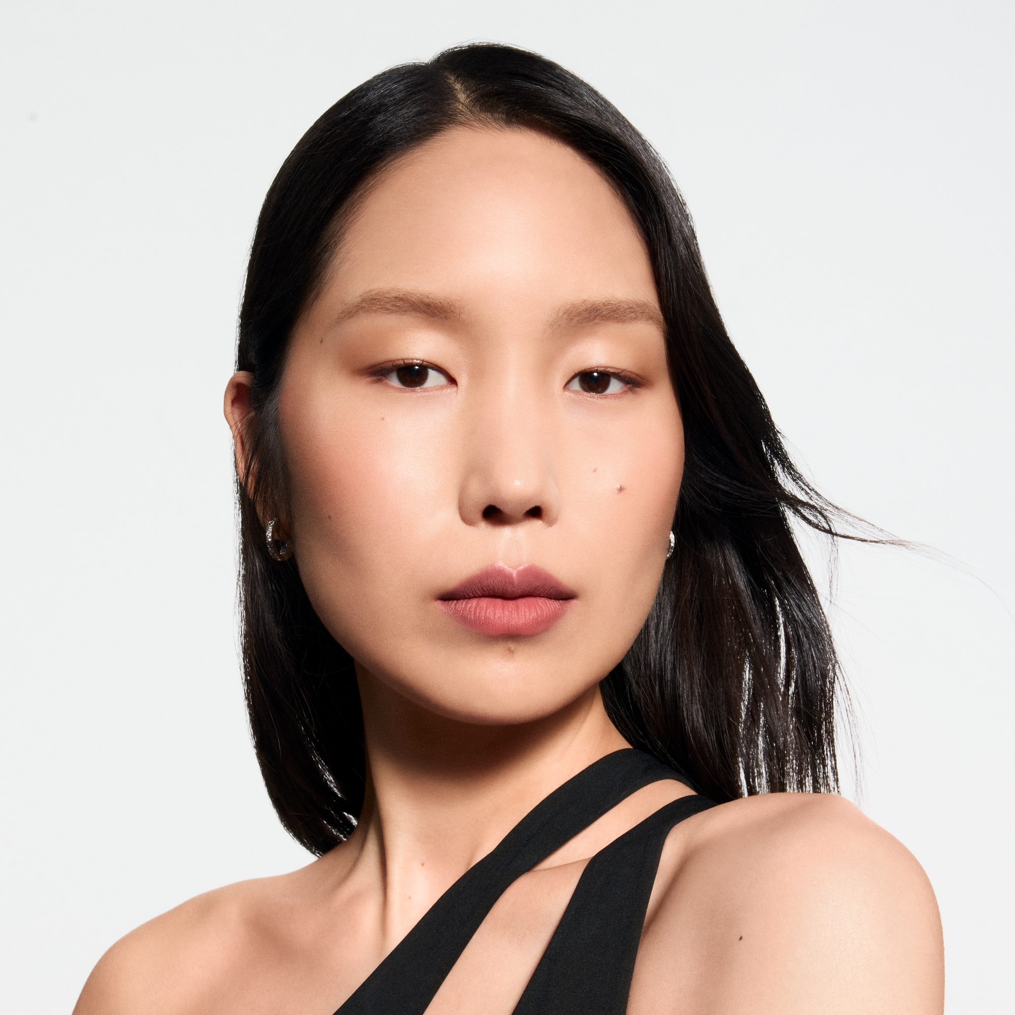 LV Rouge - รีฟิลลิปสติกเนื้อแมตต์   in น้ำหอมและความงาม