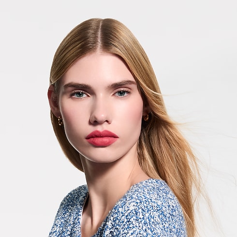 LV Rouge - ลิปสติกรีฟิลเนื้อแมตต์ in น้ำหอมและความงาม's ลิปสติก } collections by Louis Vuitton (การย่อ/ขยายผลิตภัณฑ์)